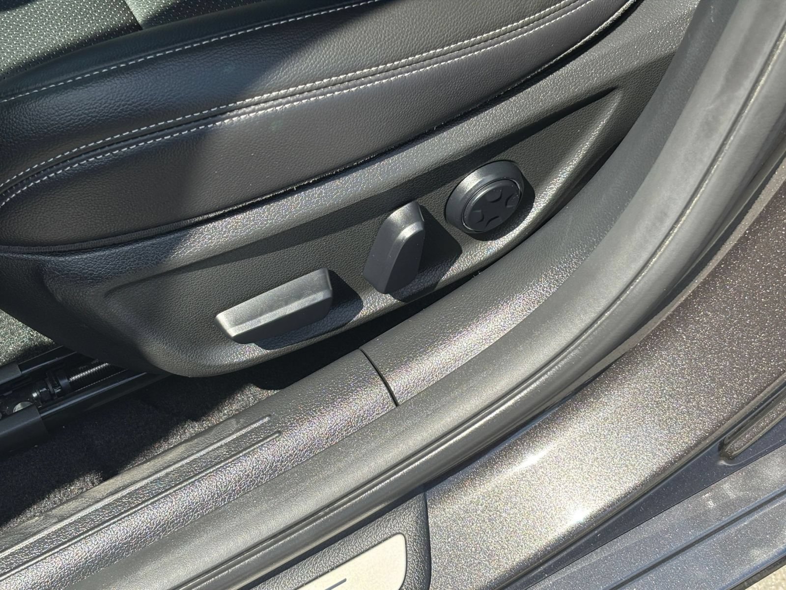 Used 2026 Genesis G70 2.5T RWD image 18