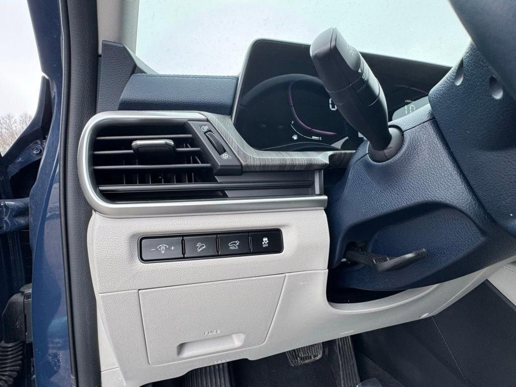 Used 2023 Kia Telluride EX FWD image 28