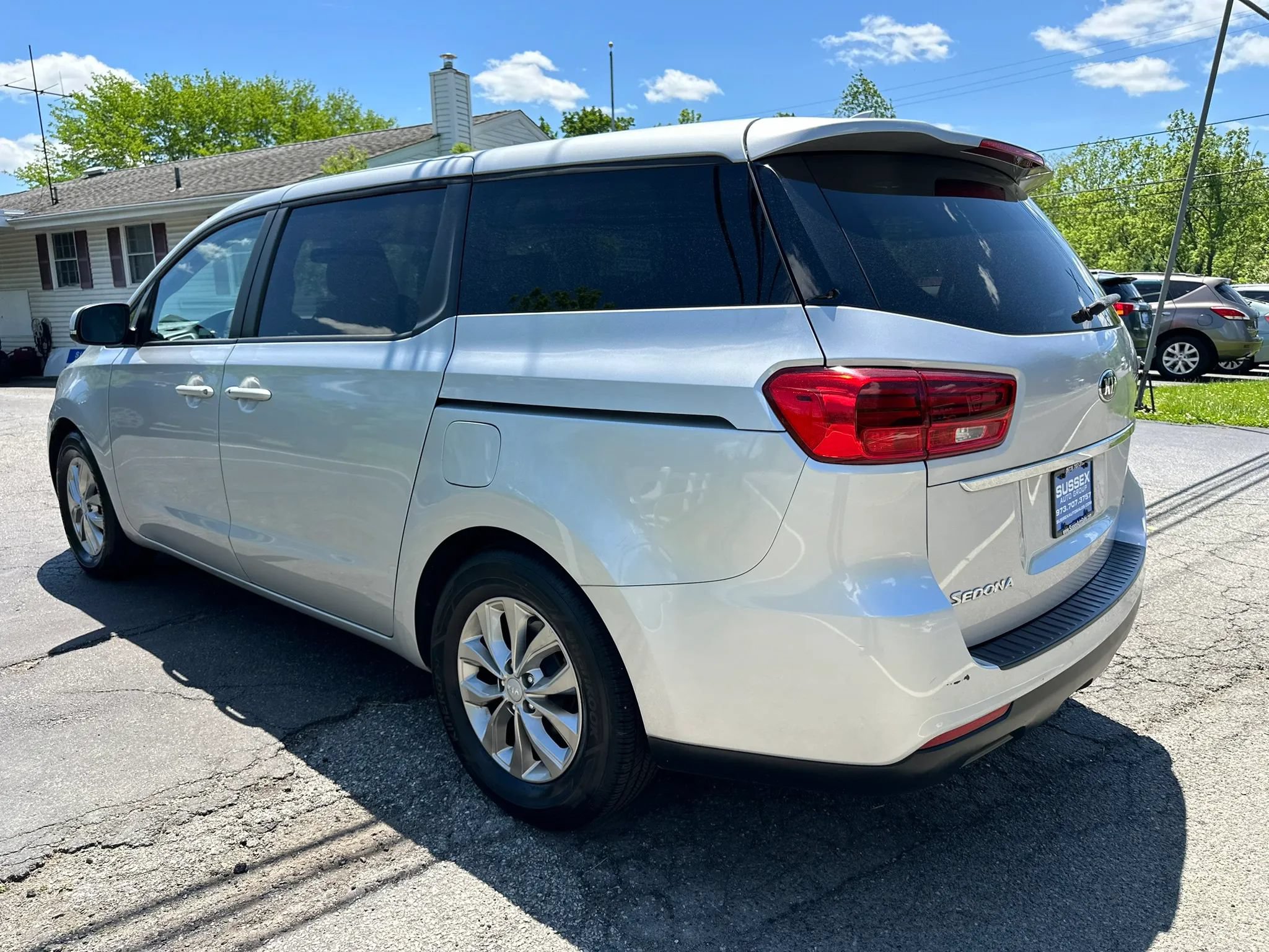 Used 2019 Kia Sedona LX FWD image 6