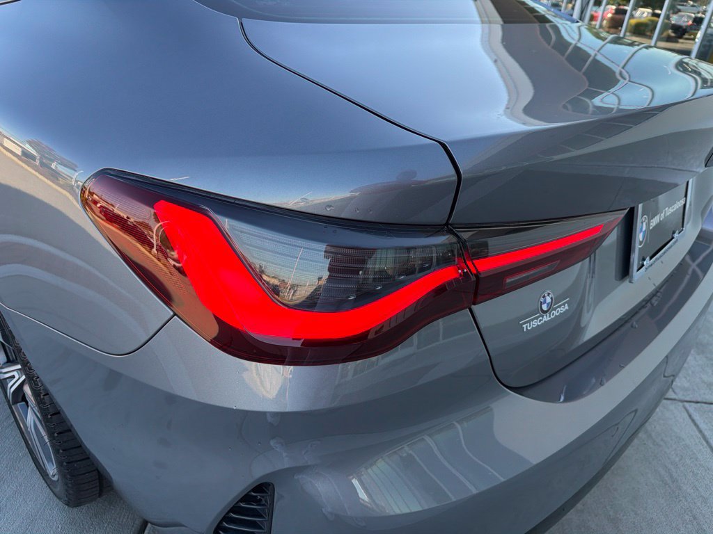 Used 2023 BMW 430i Coupe w/ Premium Package RWD image 15