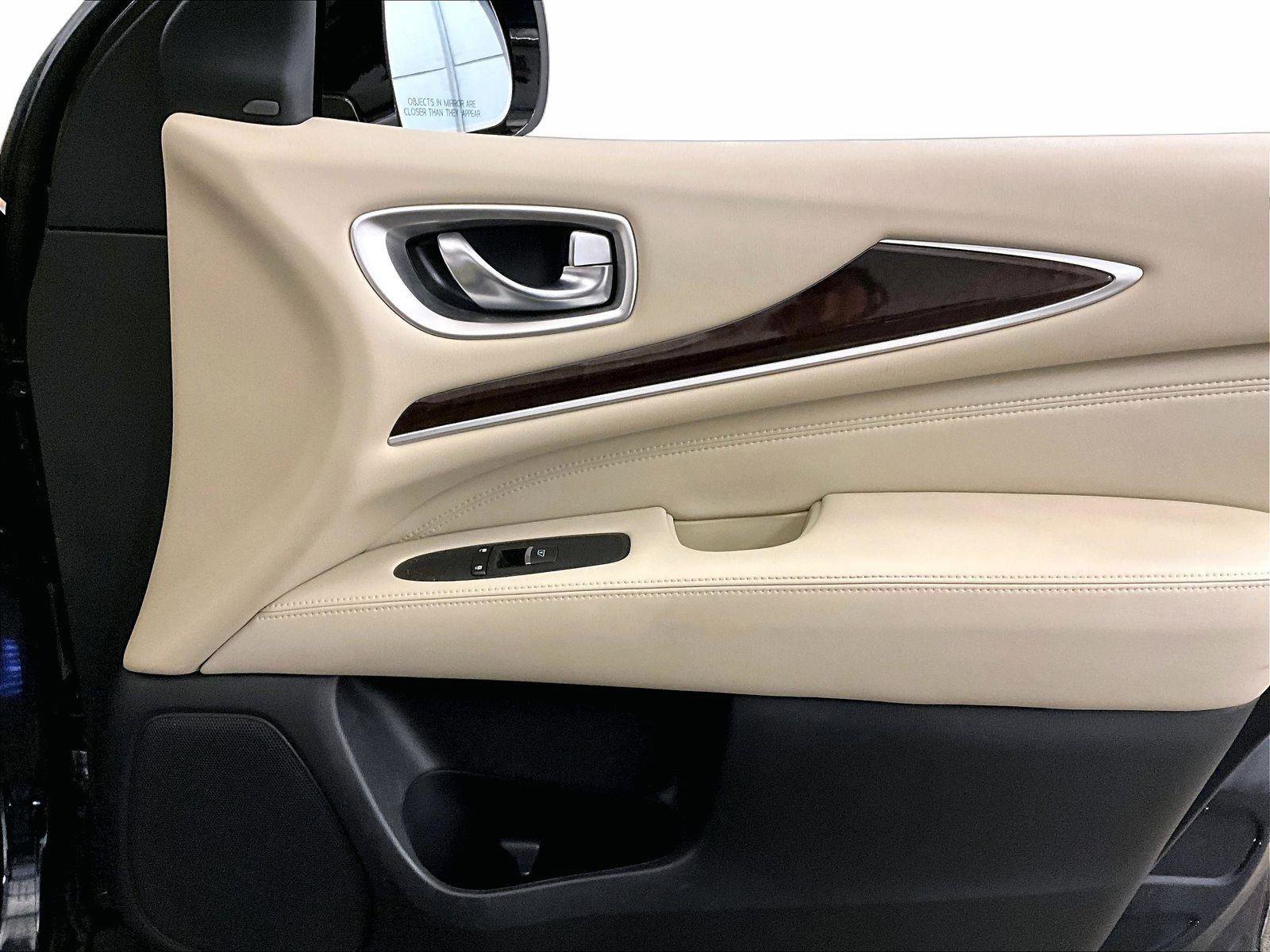 Used 2017 INFINITI QX60 Luxe w/ Deluxe Technology Package AWD/4WD image 24