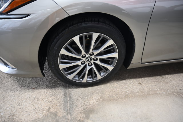 Used 2021 Lexus ES 250 w/ Premium Package AWD/4WD image 32