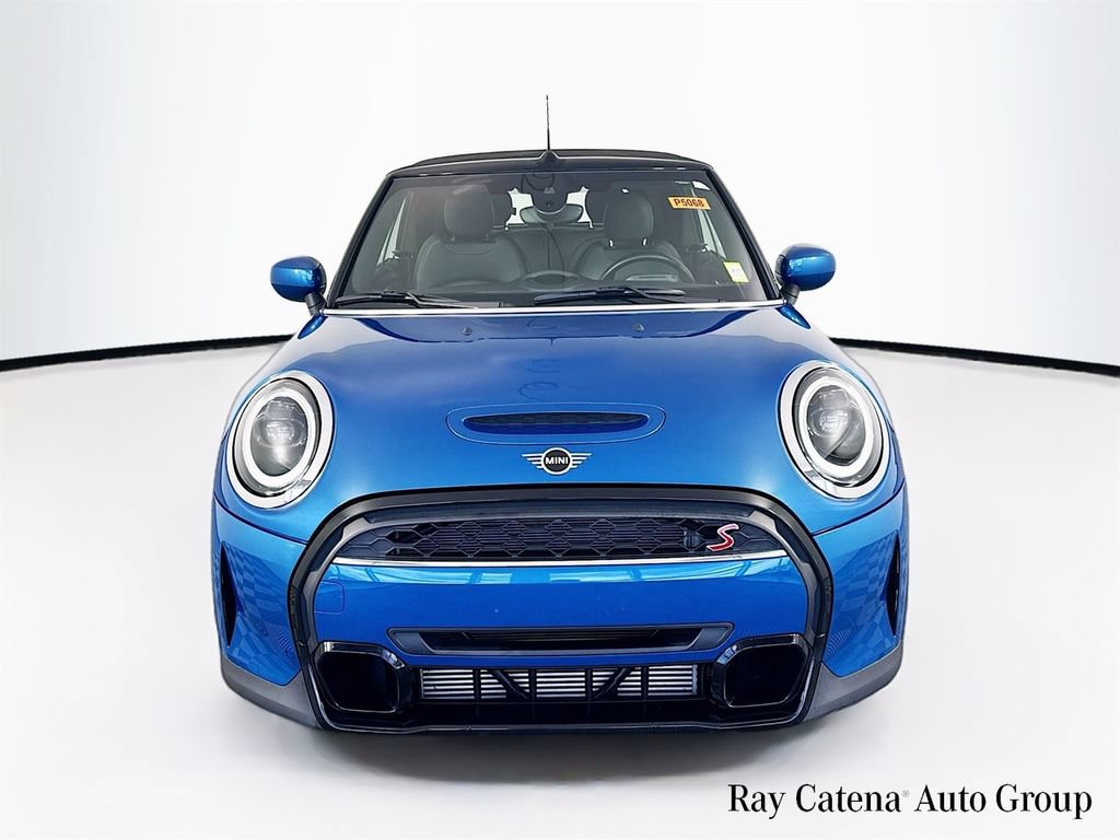 Used 2022 MINI Cooper S FWD image 2