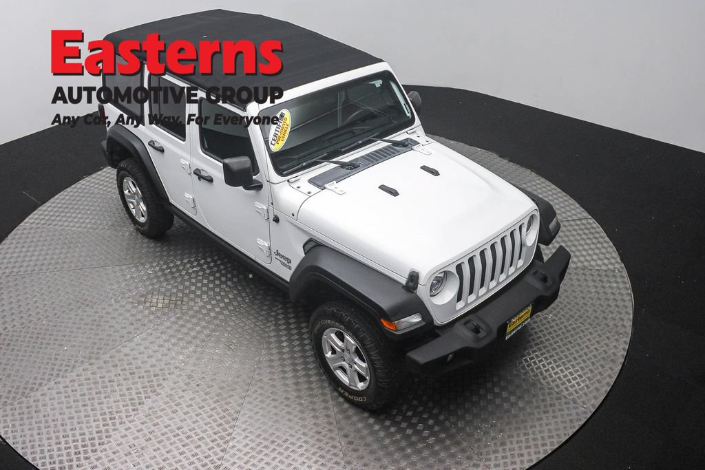 Used 2018 Jeep Wrangler Unlimited Sport S AWD/4WD image 3