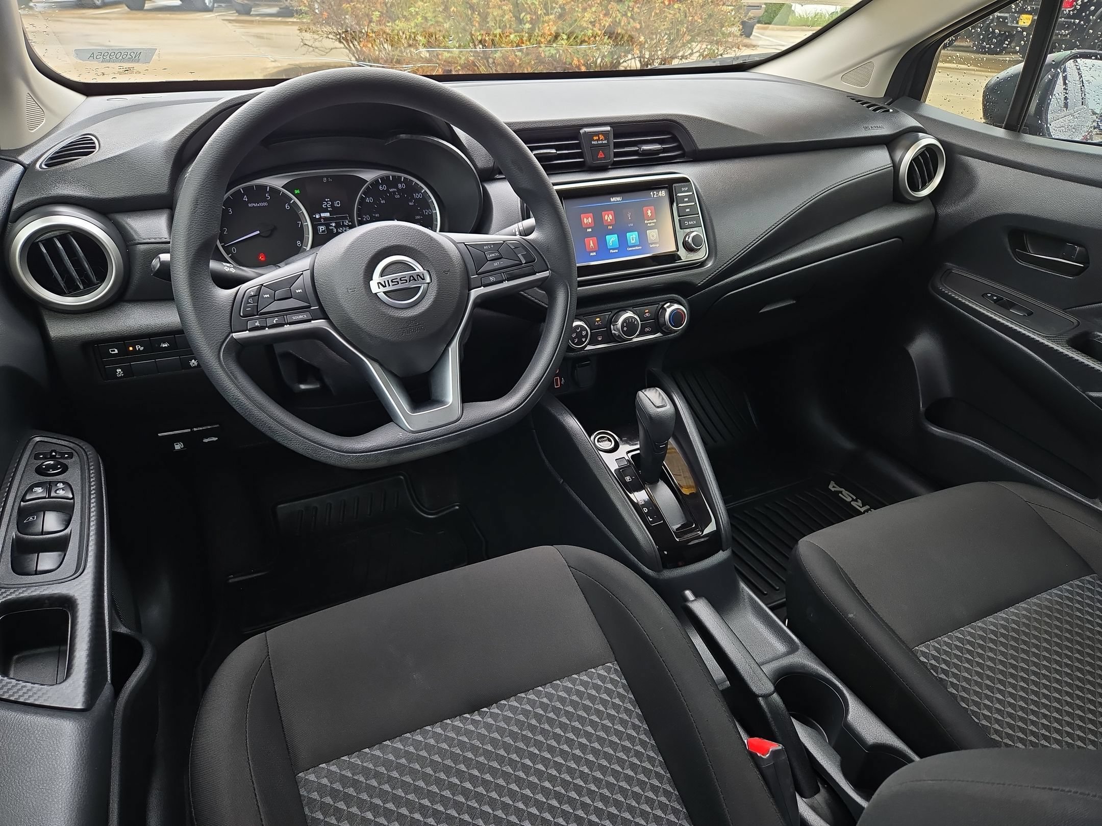 Used 2021 Nissan Versa S FWD image 15