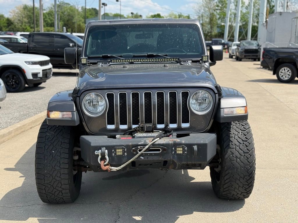 Used 2018 Jeep Wrangler Unlimited Sahara AWD/4WD image 3
