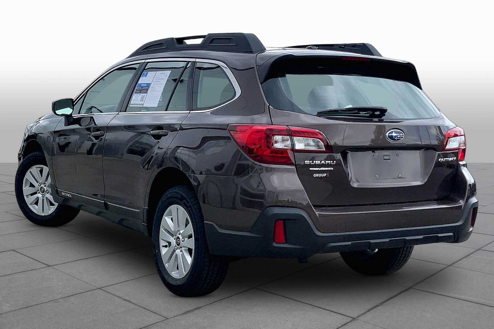 Used 2019 Subaru Outback 2.5i AWD/4WD image 12