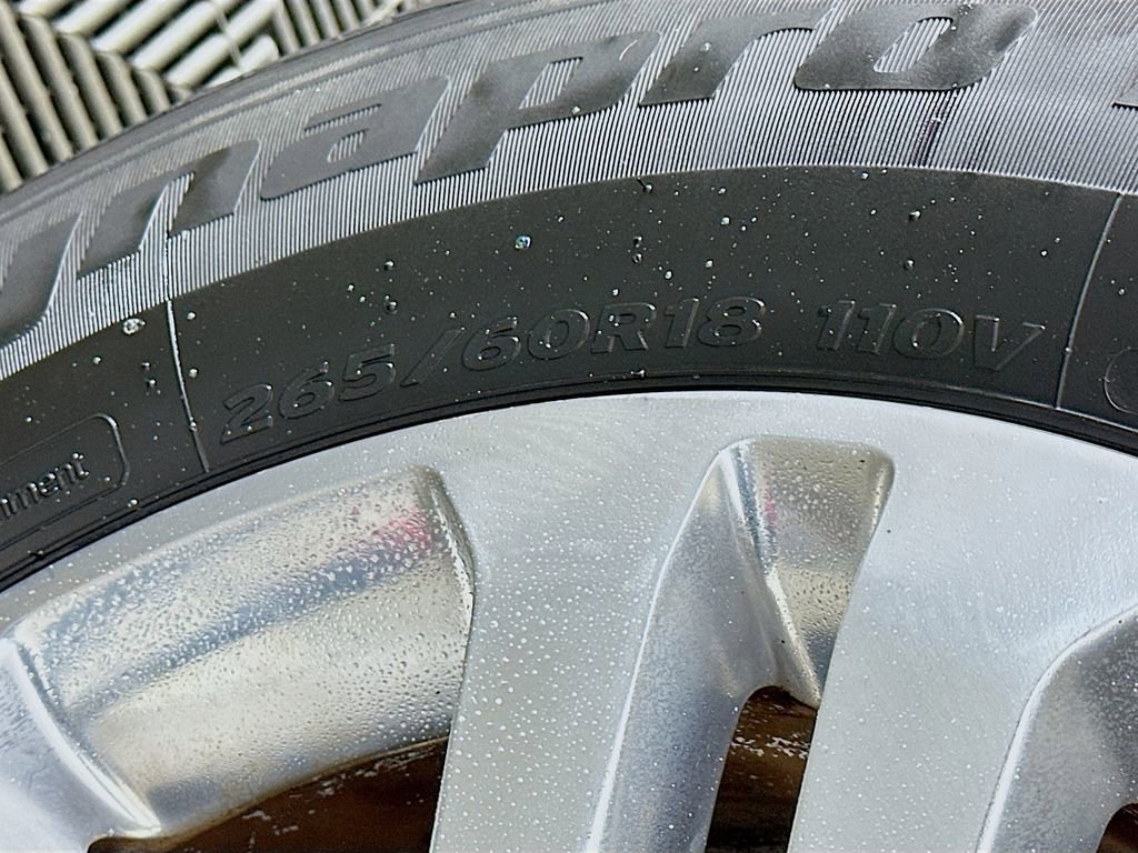 Used 2016 GMC Canyon SLT image 34