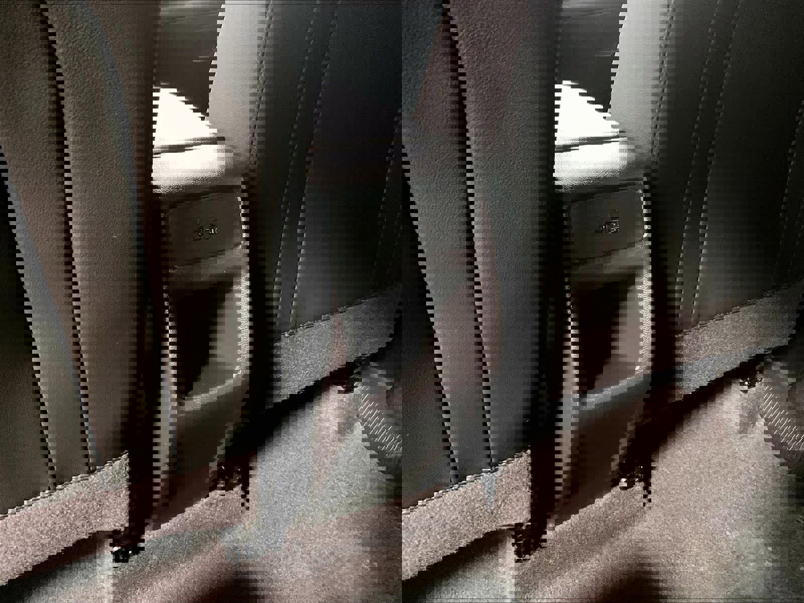 Used 2025 Chevrolet Trax LT w/ LT Convenience Package image 27