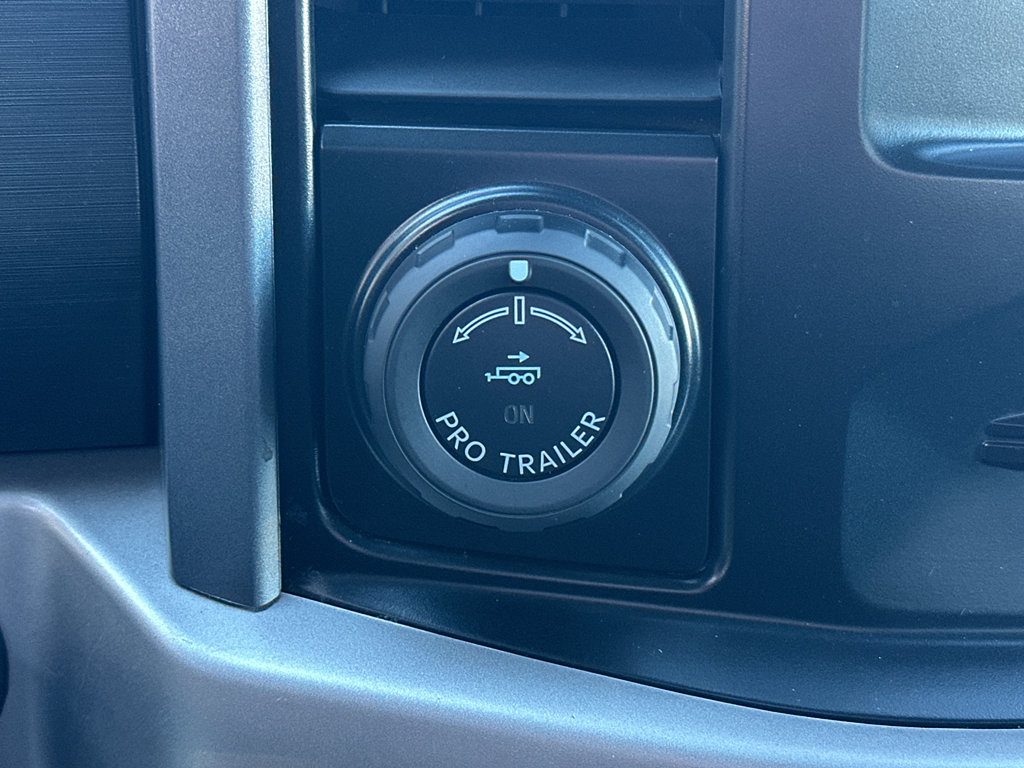 Used 2023 Ford F150 XLT w/ Trailer Tow Package image 25