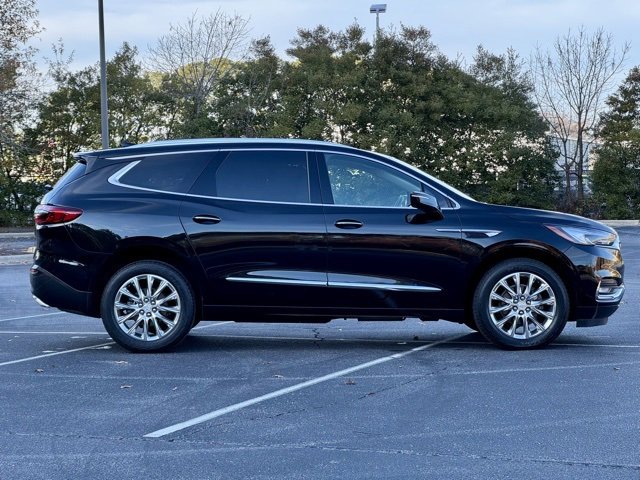 Used 2020 Buick Enclave Essence w/ Sound and Sites Package image 9