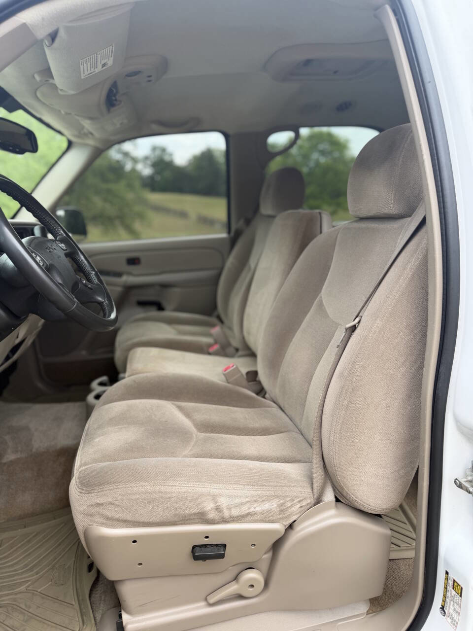 Used 2004 GMC Yukon SLE AWD/4WD image 12