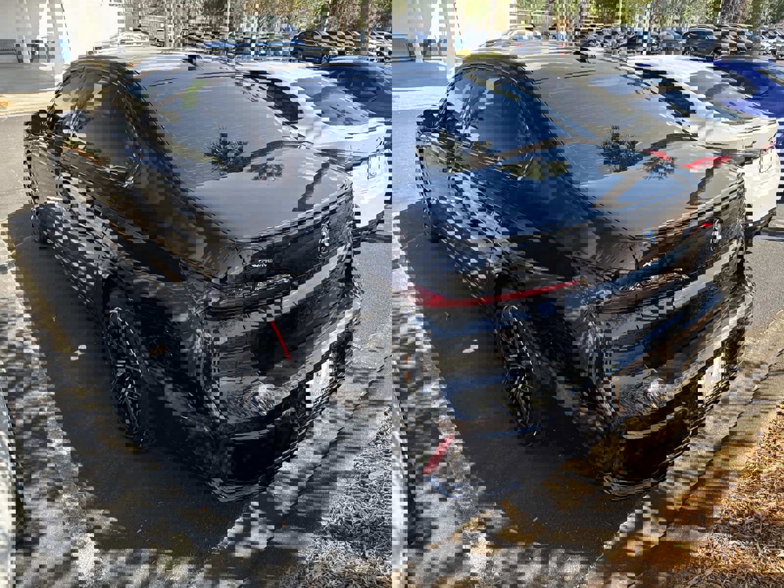 Certified 2026 BMW 750e xDrive w/ Premium Package image 3