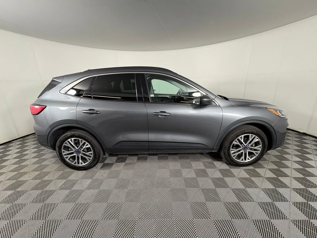 Certified 2022 Ford Escape SEL image 8