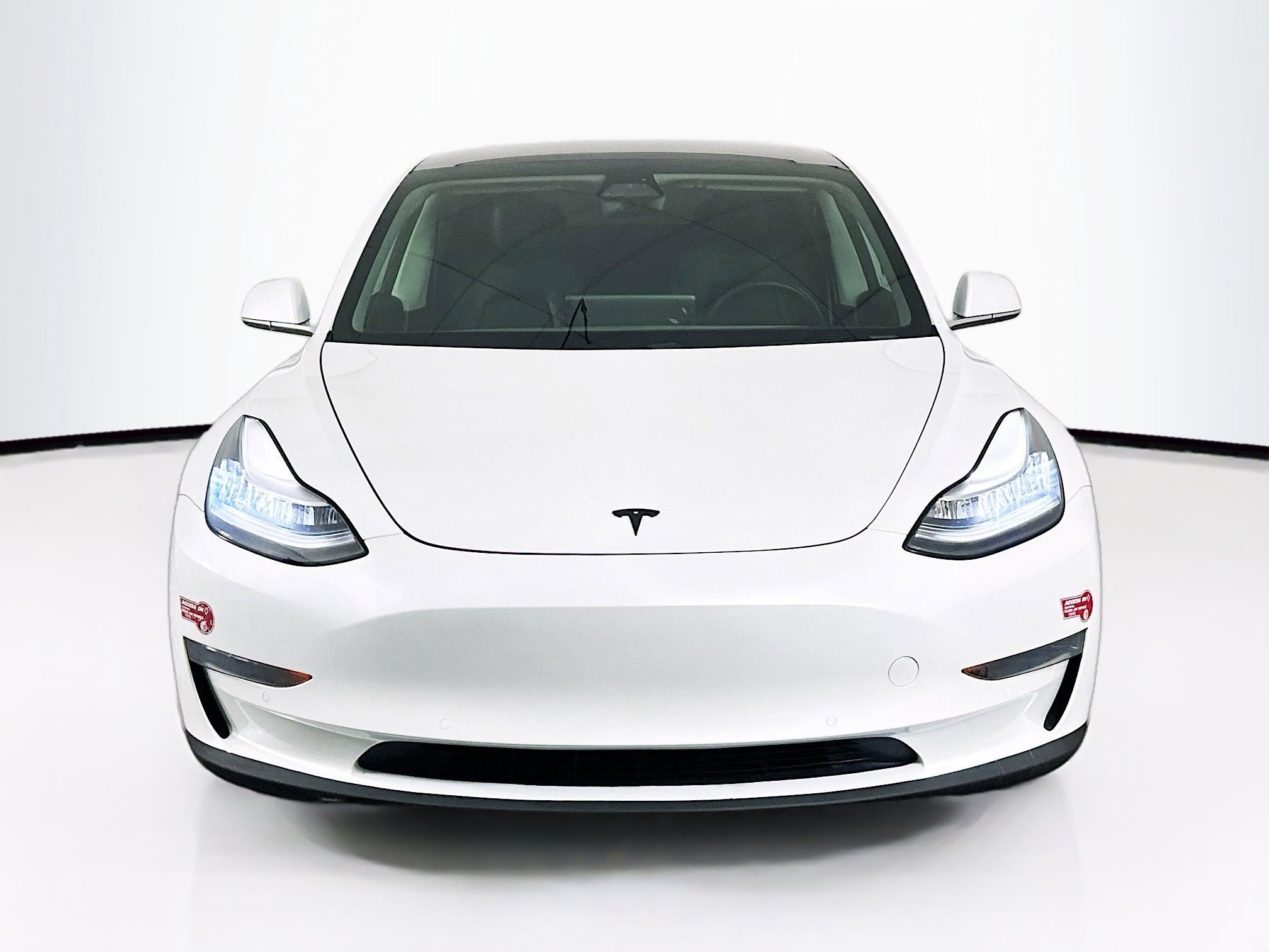 Used 2020 Tesla Model 3 Standard Range Plus RWD image 2