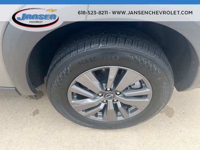 Used 2024 Nissan Pathfinder SV FWD image 32