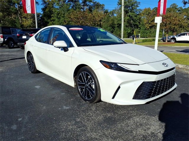 Used 2025 Toyota Camry XLE w/ Premium Plus Package