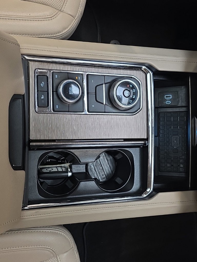 Used 2024 Ford Expedition Max Limited image 24
