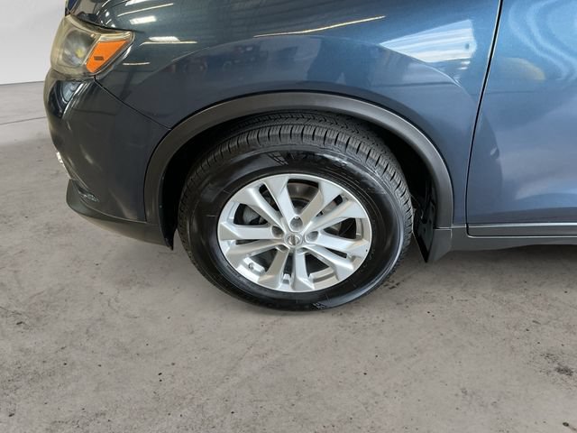 Used 2015 Nissan Rogue SV FWD image 9