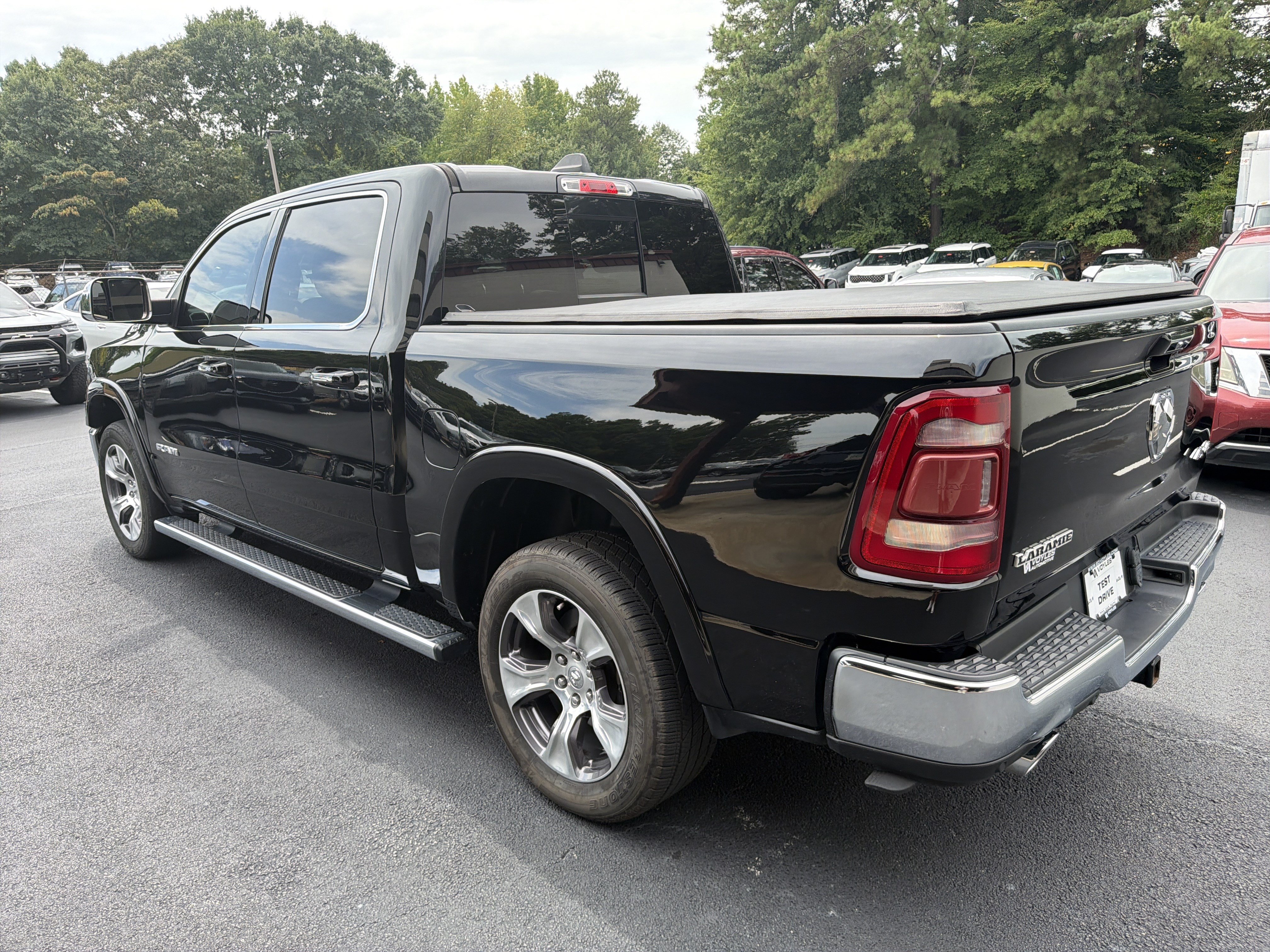 Used 2020 RAM 1500 Laramie AWD/4WD image 5