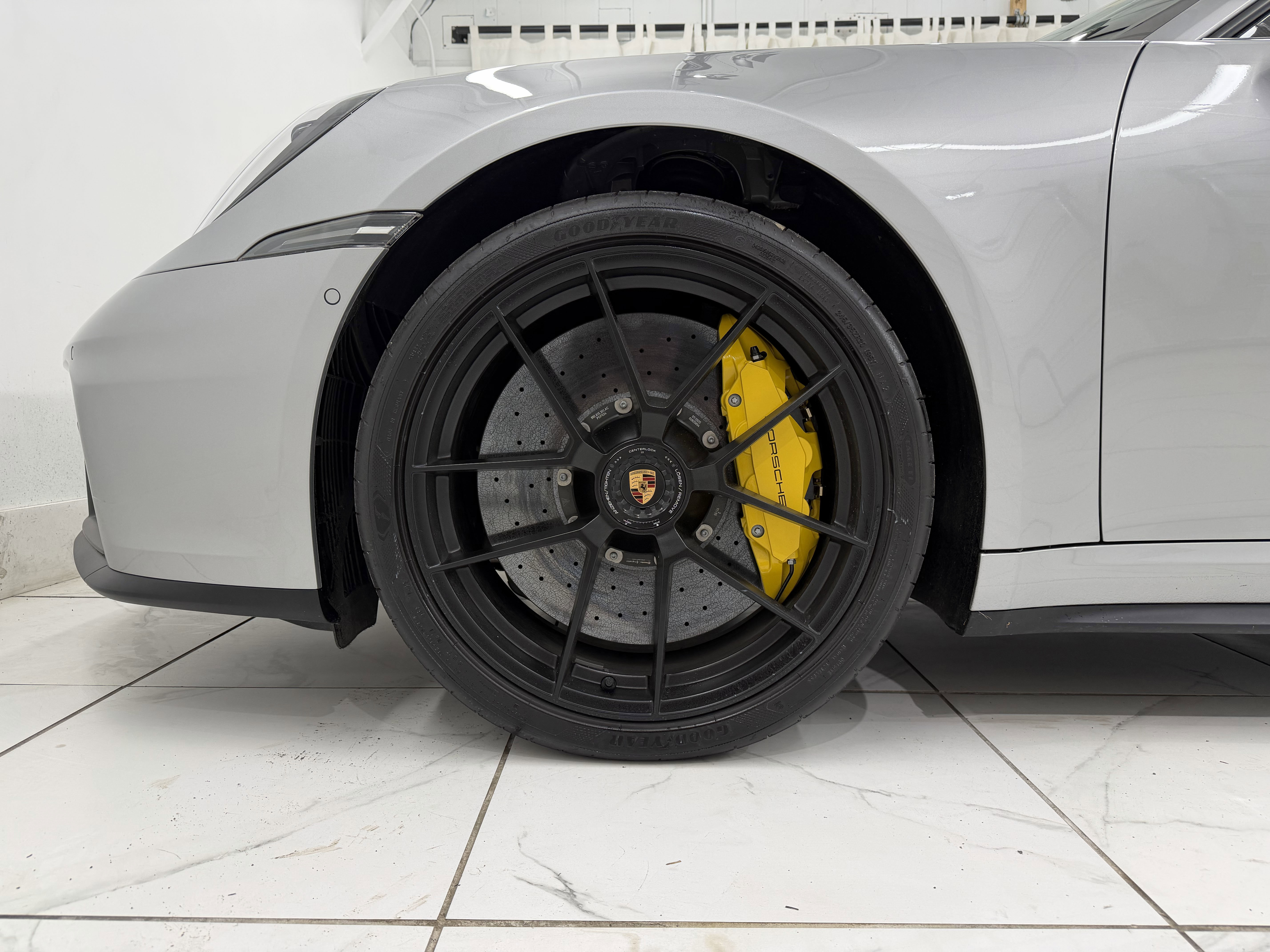Certified 2025 Porsche 911 Carrera 4 GTS AWD/4WD image 16