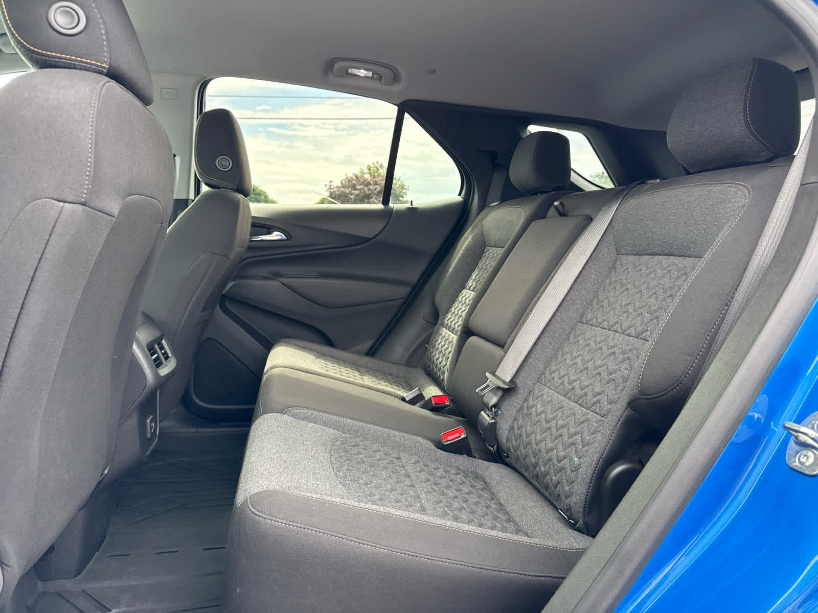 Certified 2024 Chevrolet Equinox LT w/ LPO, Floor Liner Package FWD image 21
