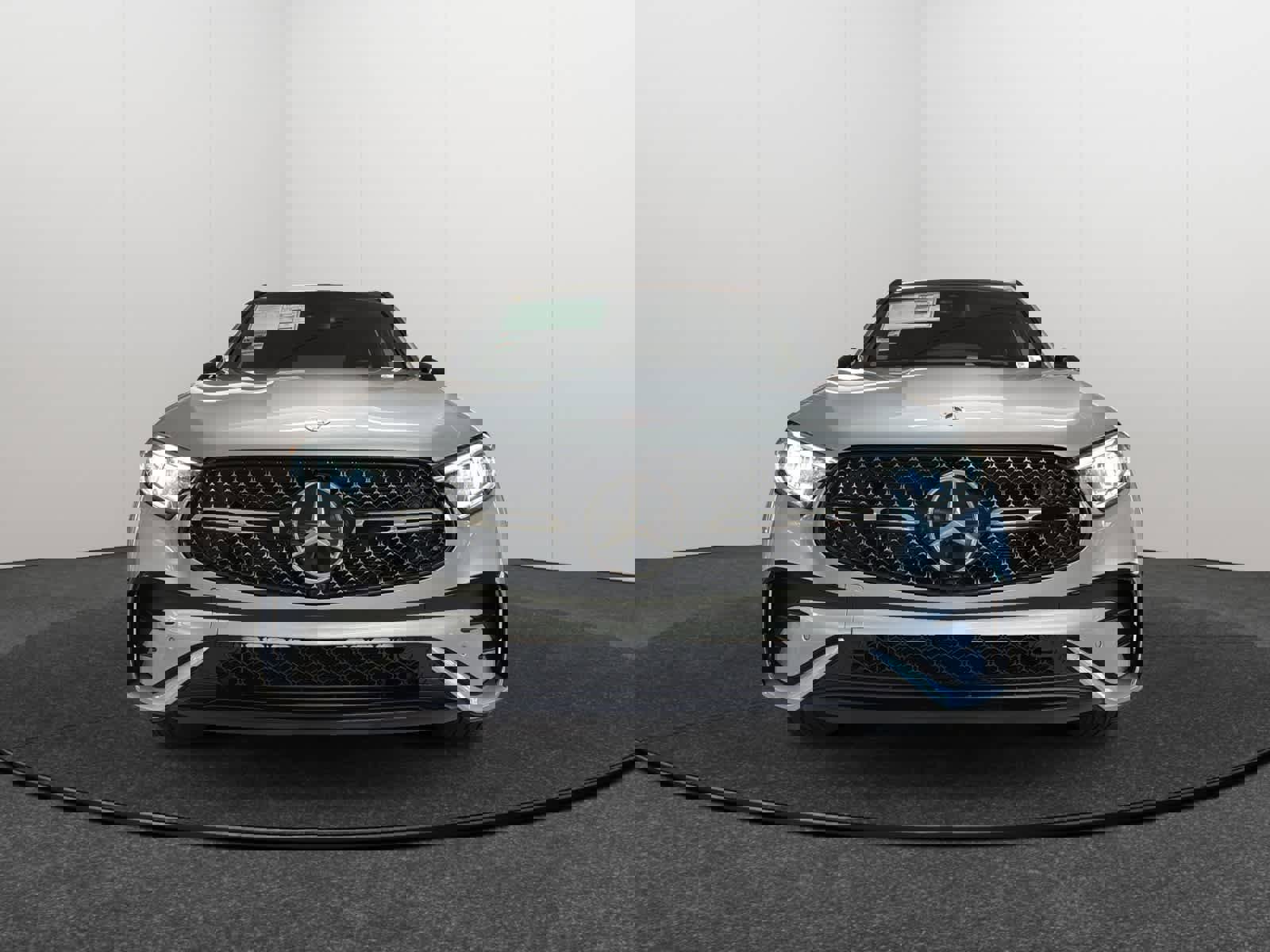 New 2026 Mercedes-Benz GLC 300 4MATIC image 2