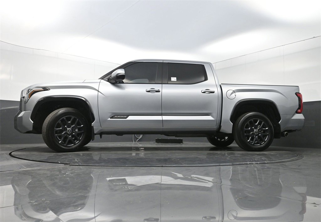 Used 2024 Toyota Tundra Platinum image 31