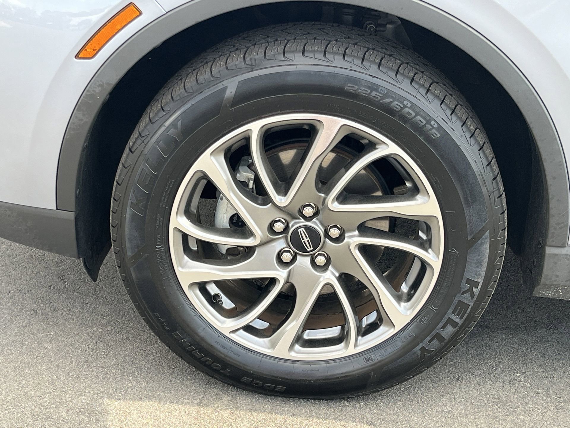 Used 2022 Lincoln Corsair FWD image 28