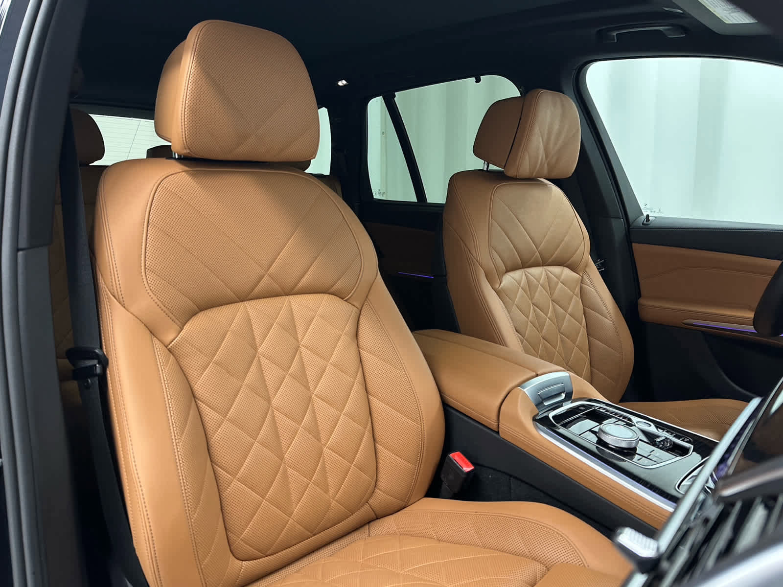 Used 2024 BMW X5 xDrive40i w/ Executive Package image 19