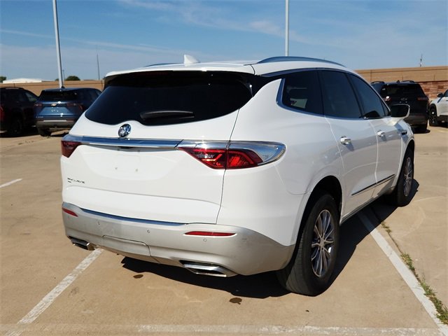 Used 2022 Buick Enclave Premium image 4