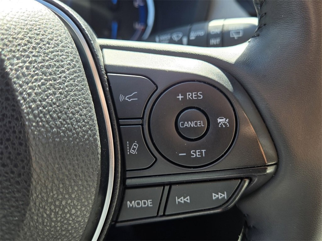 Used 2024 Toyota RAV4 XLE image 26