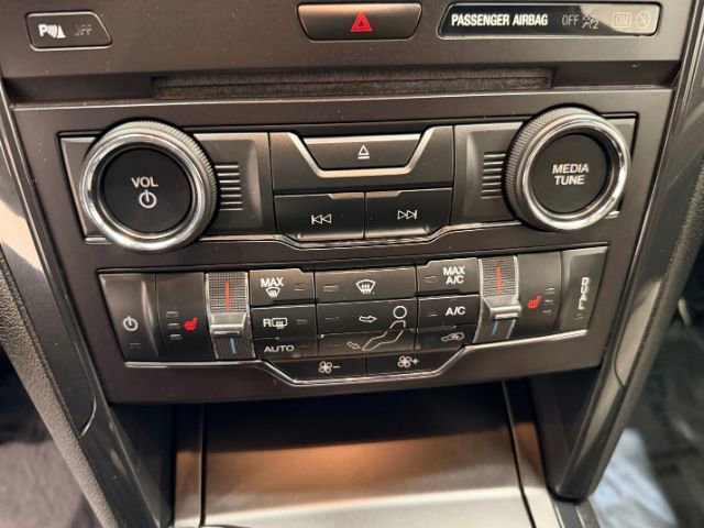 Used 2017 Ford Explorer XLT w/ Equipment Group 202A image 45