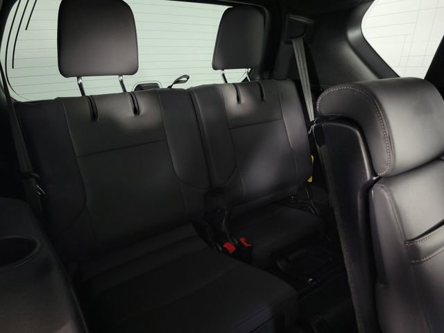 Used 2023 Lexus GX 460 Premium w/ Premium Package image 17