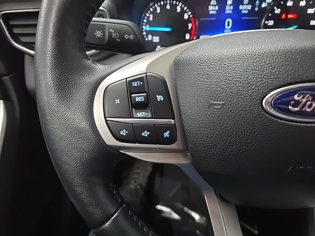 Certified 2023 Ford Explorer XLT w/ Equipment Group 202A AWD/4WD image 24