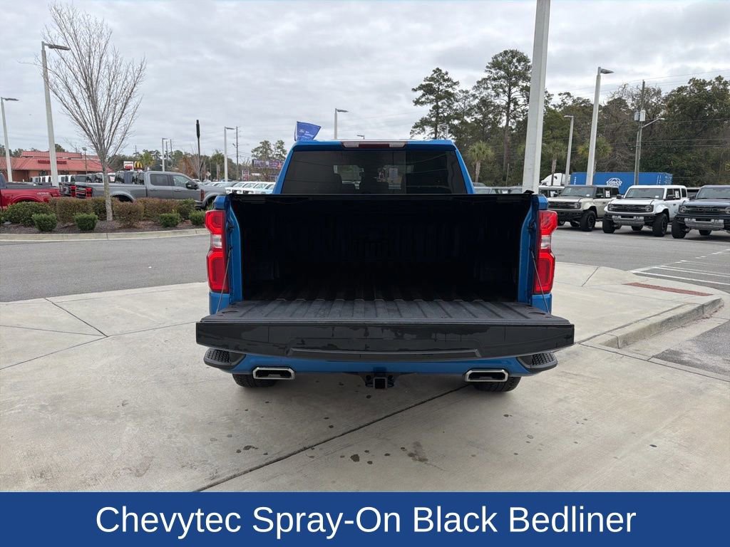 Used 2022 Chevrolet Silverado 1500 RST AWD/4WD image 9