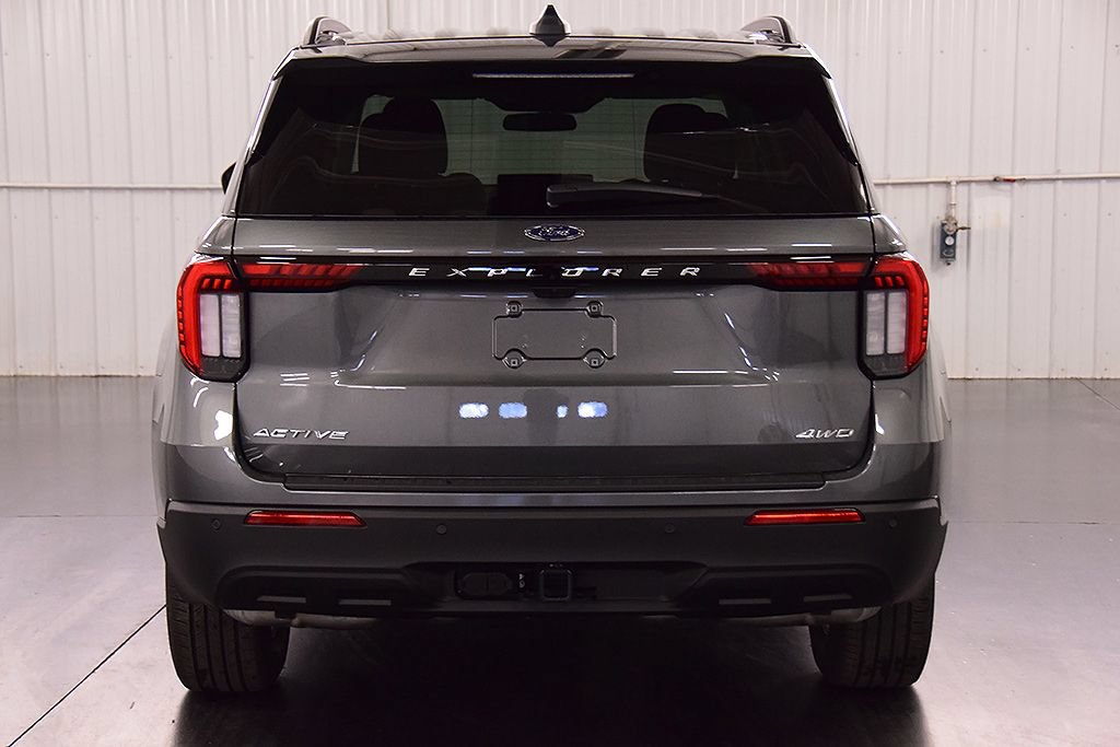 New 2026 Ford Explorer Active AWD/4WD image 6