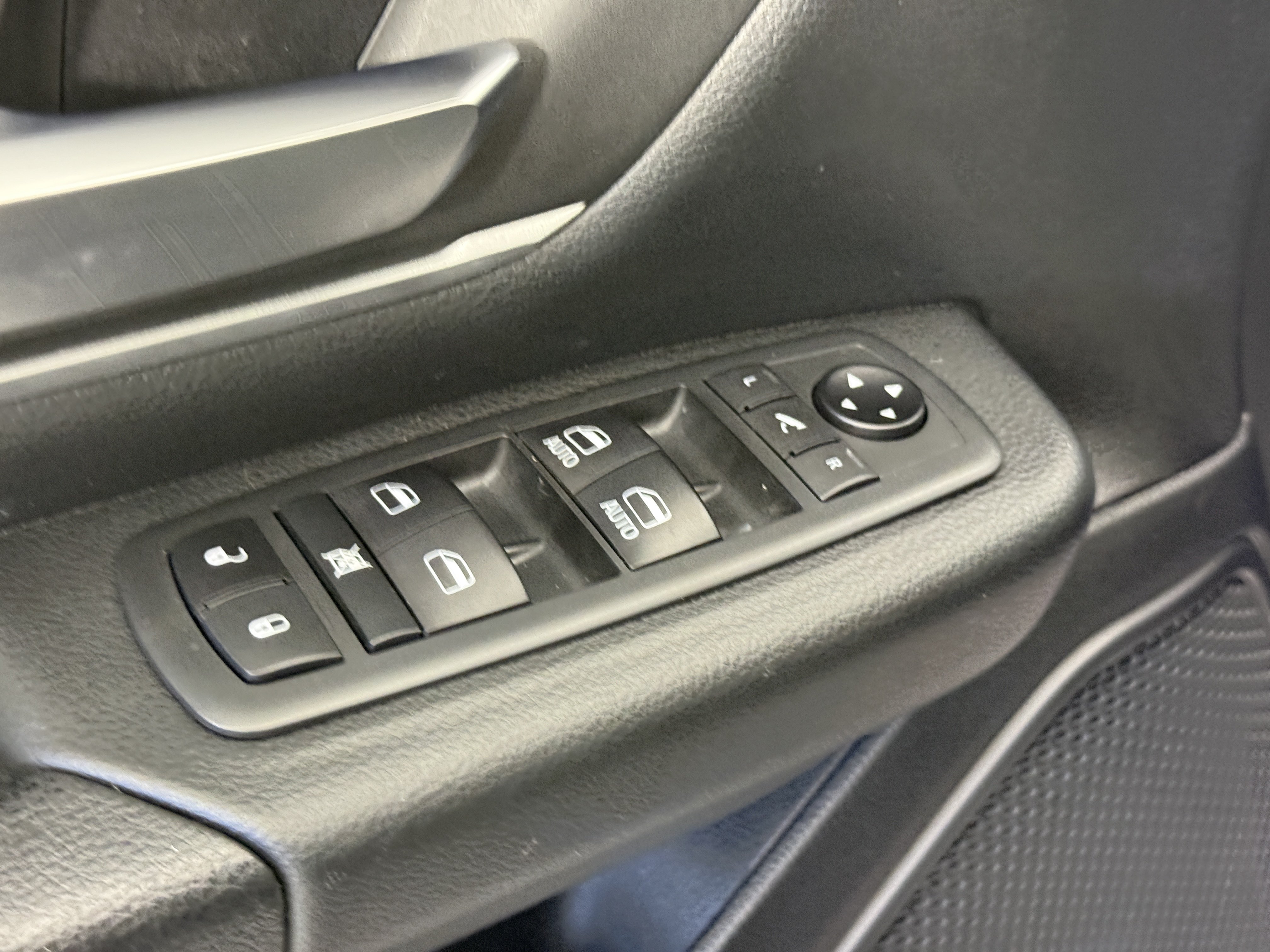 Used 2020 RAM 1500 Big Horn RWD image 15