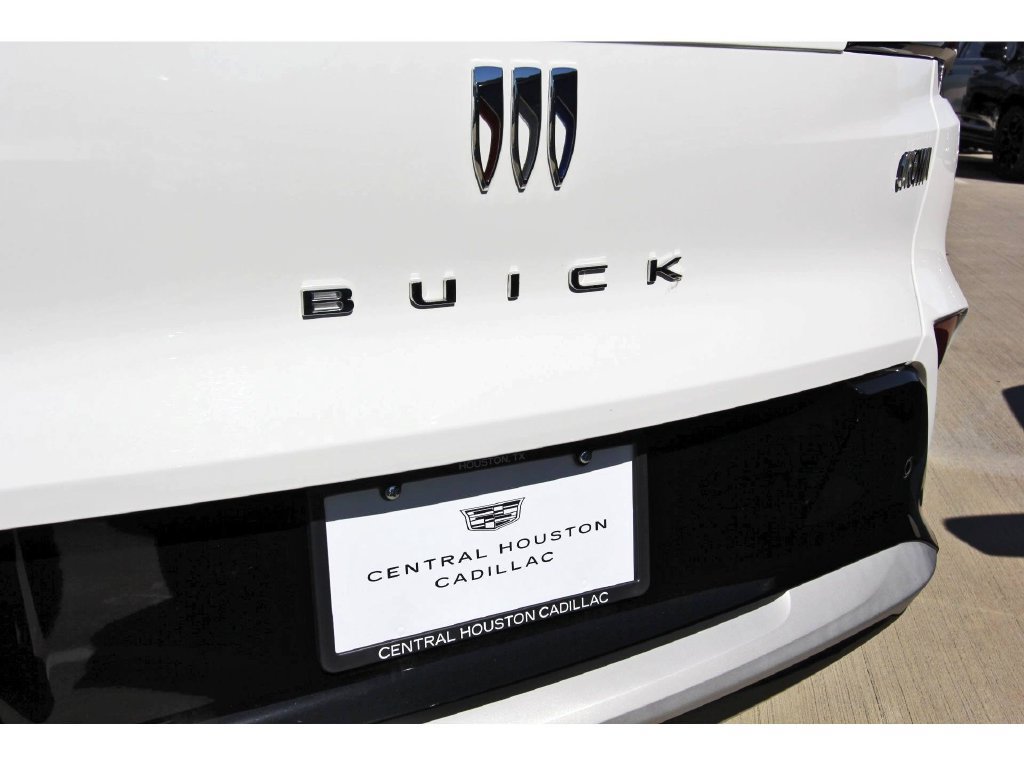 Used 2025 Buick Envista Sport Touring w/ Convenience II Package FWD image 28