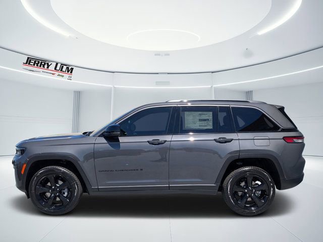 New 2026 Jeep Grand Cherokee Limited w/ Limited Altitude Package RWD image 6