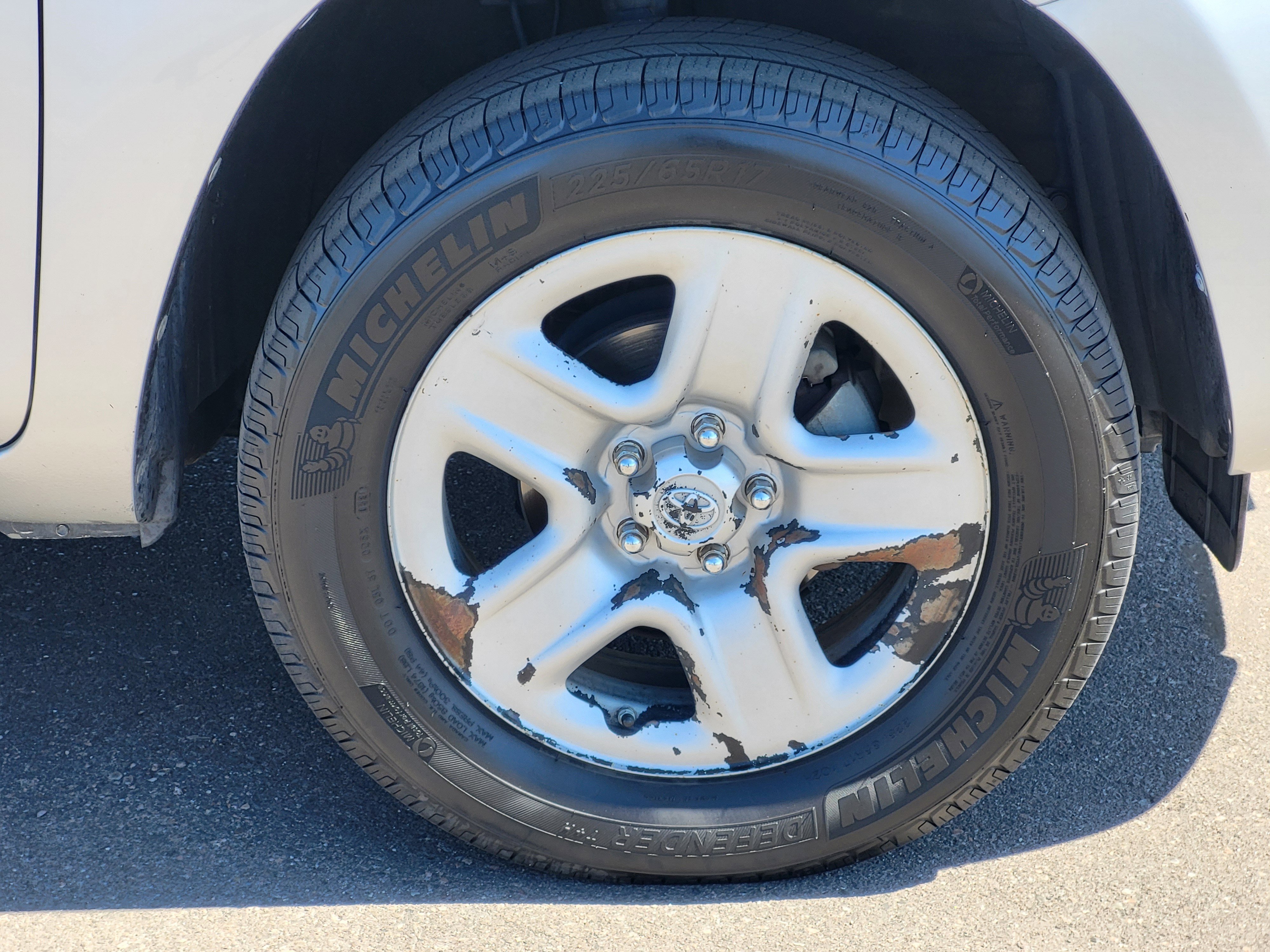 Used 2011 Toyota RAV4 4WD w/ Base L4 Extra Value Pkg image 8