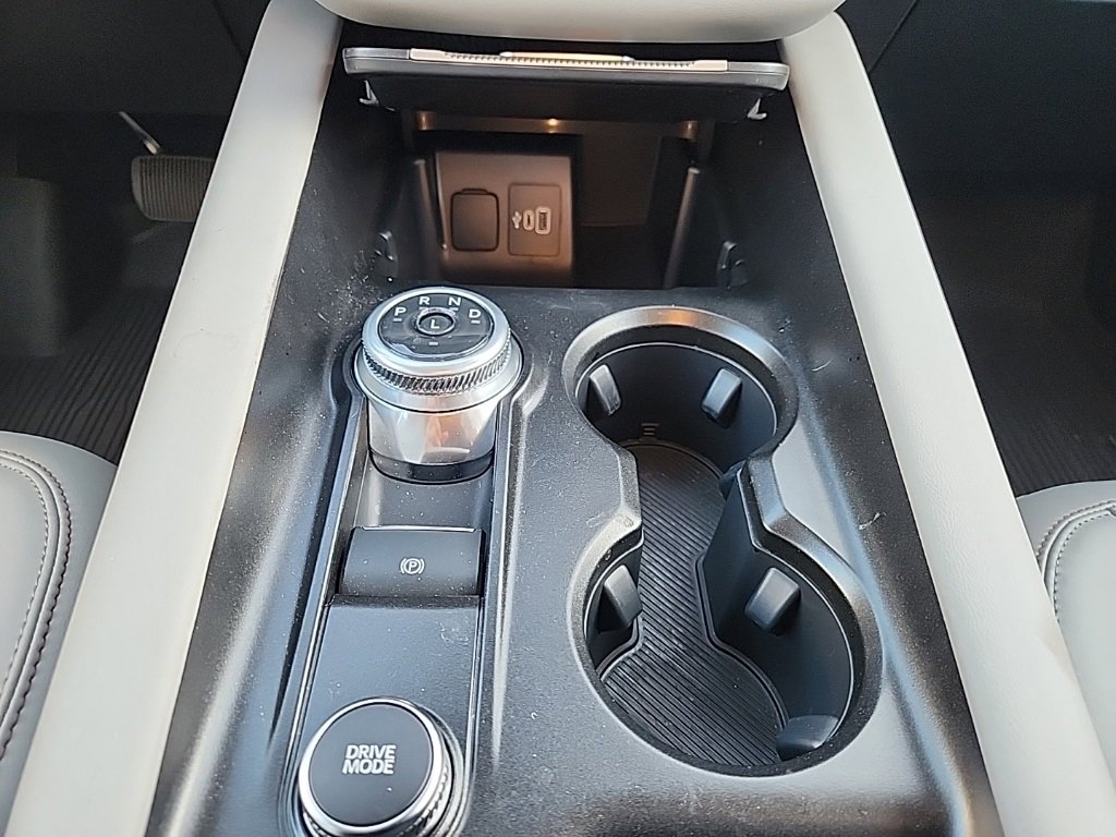 New 2025 Ford Explorer Active w/ Active Comfort Package image 31