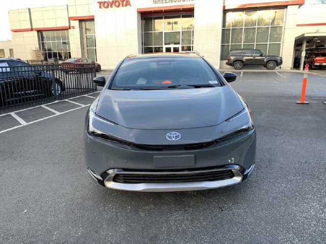 New 2026 Toyota Prius Plug-In Hybrid FWD image 3