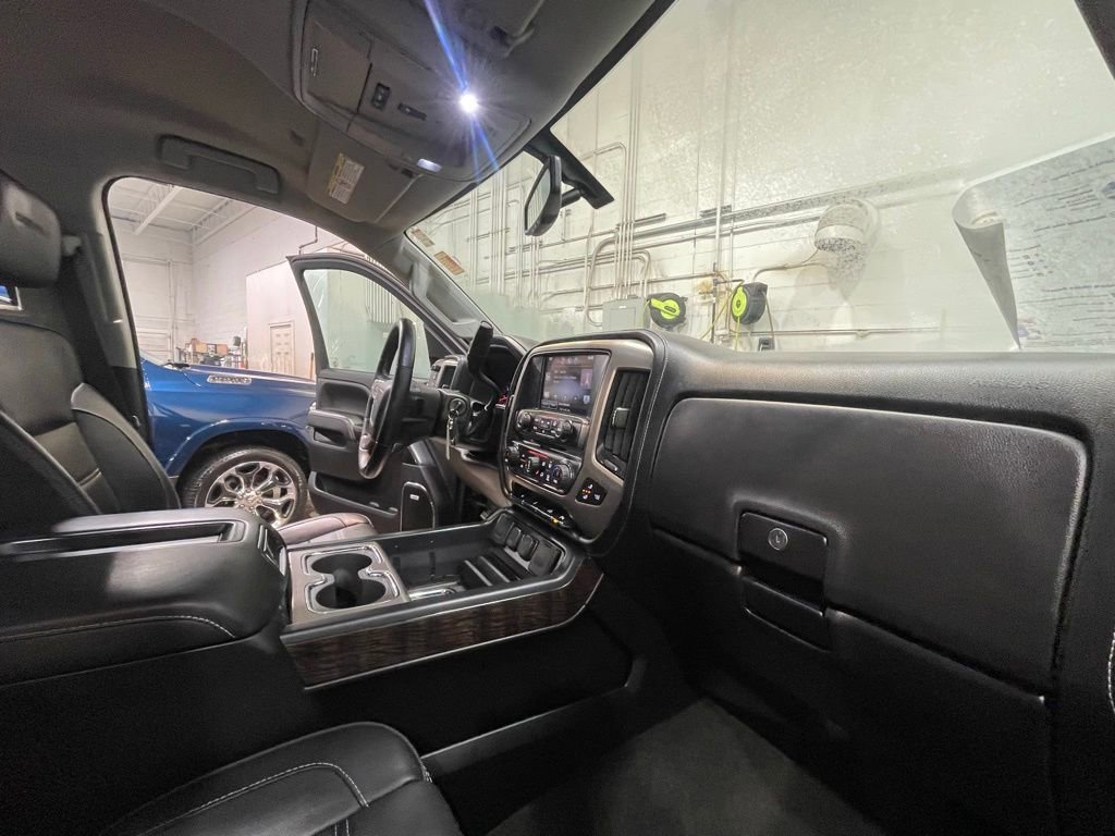 Used 2015 GMC Sierra 2500 Denali w/ Snow Plow Prep Package image 19