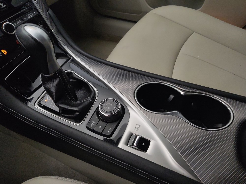 Used 2015 INFINITI Q50 Premium w/ Navigation Package RWD image 26