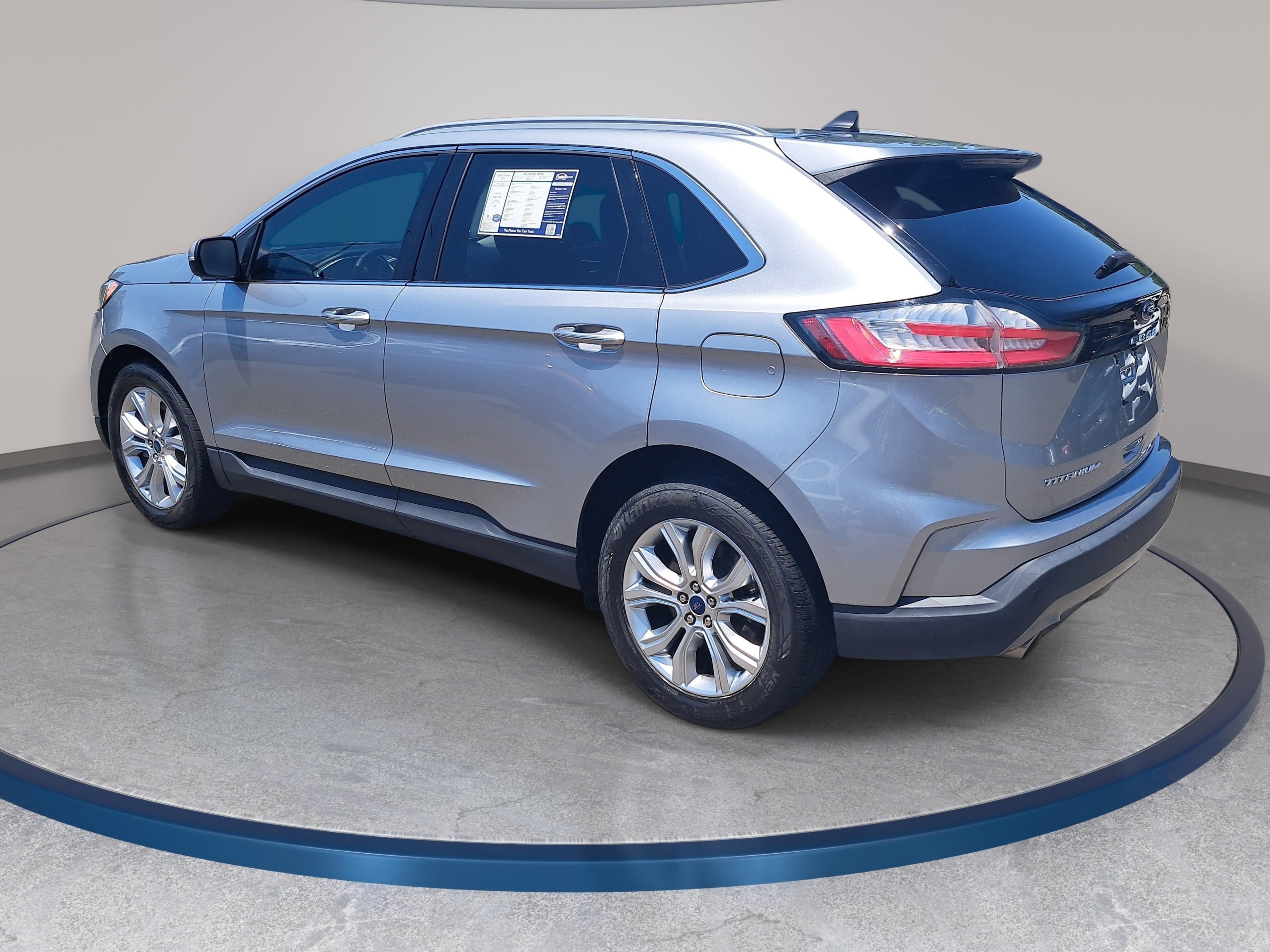 Used 2021 Ford Edge Titanium AWD/4WD image 7