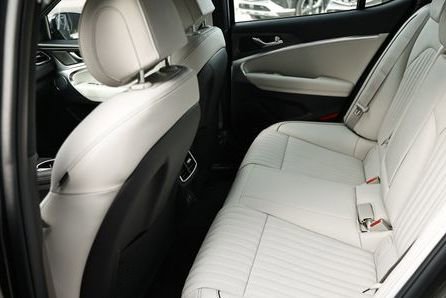 New 2026 Genesis G70 3.3T Sport Prestige image 27