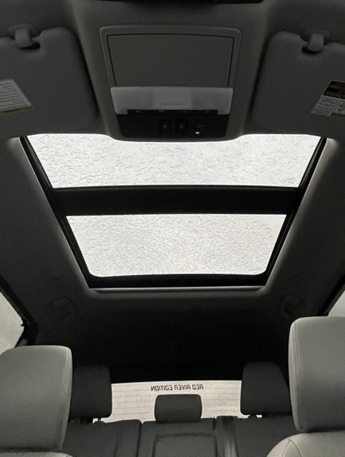 Used 2024 Nissan Rogue SL w/ SL Premium Package image 15