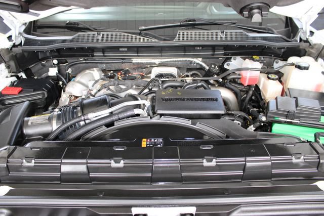 Used 2025 Chevrolet Silverado 2500 LT AWD/4WD image 28