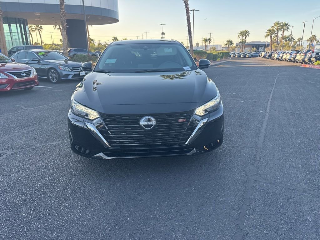 Used 2025 Nissan Sentra SR w/ SR Premium Package image 2